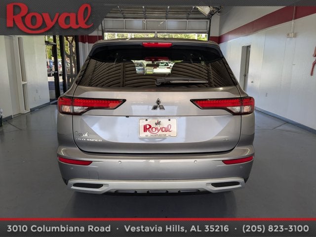 2022 Mitsubishi Outlander SE
