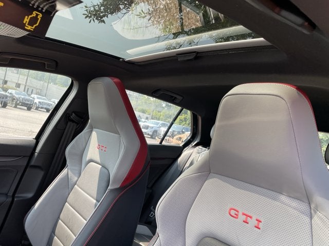 2026 Volkswagen Golf GTI SE