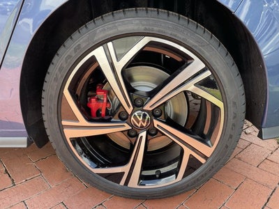 2026 Volkswagen Golf GTI SE