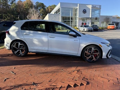 2026 Volkswagen Golf GTI SE