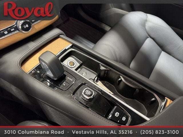 2023 Volvo XC90 Plus