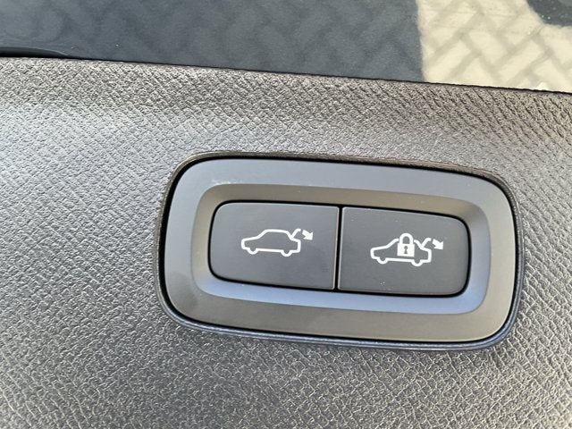 2026 Volvo XC90 Plus