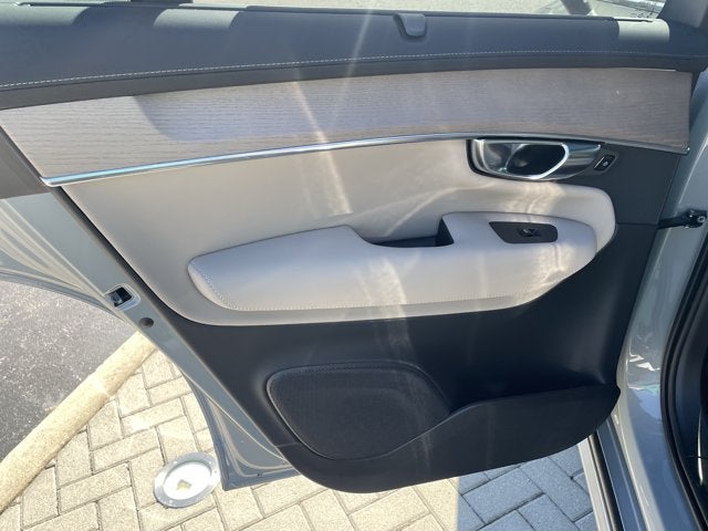 2027 Volvo XC90 Plus