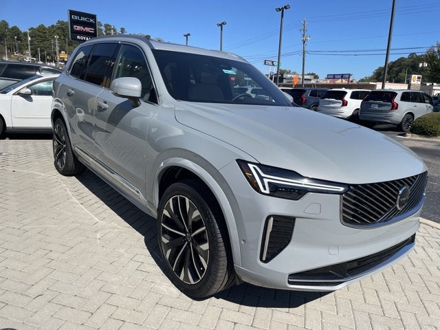 2027 Volvo XC90 Plus