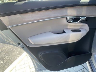 2026 Volvo XC90 Plus