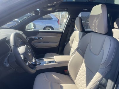 2026 Volvo XC90 Plus