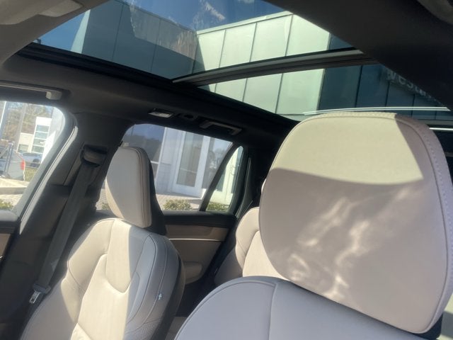 2026 Volvo XC90 Plus