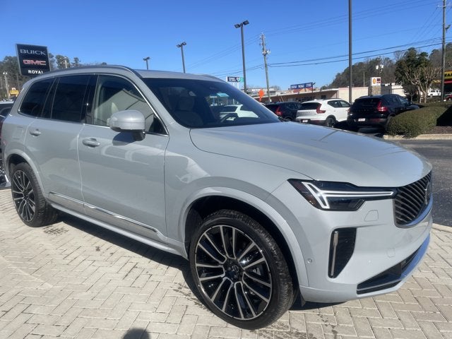 2026 Volvo XC90 Plus