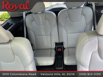 2024 Volvo XC90 Ultimate Bright Theme