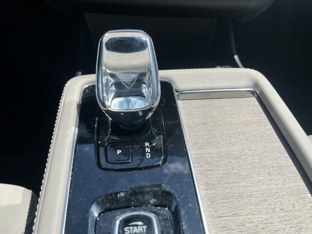 2026 Volvo XC90 Plus