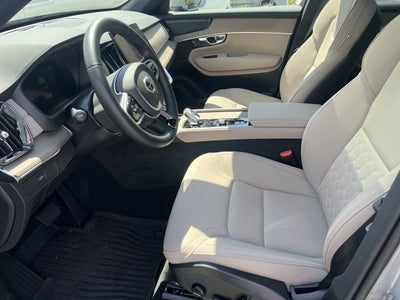 2026 Volvo XC90 Plus