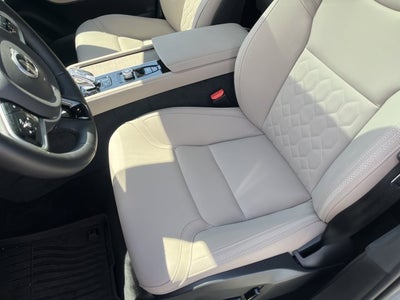 2026 Volvo XC90 Plus