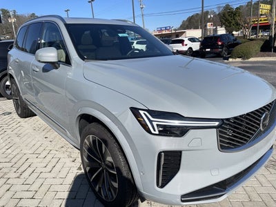 2026 Volvo XC90 Plus