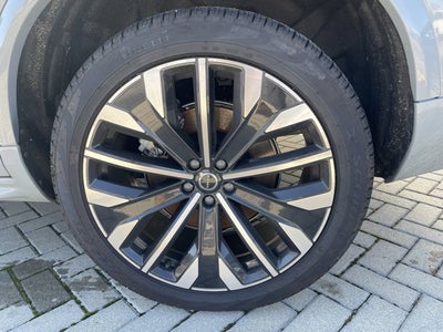 2026 Volvo XC90 Plus