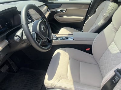 2026 Volvo XC90 Plus