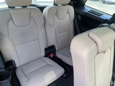 2026 Volvo XC90 Plus