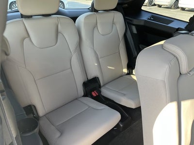 2026 Volvo XC90 Plus