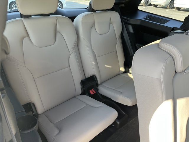 2026 Volvo XC90 Plus