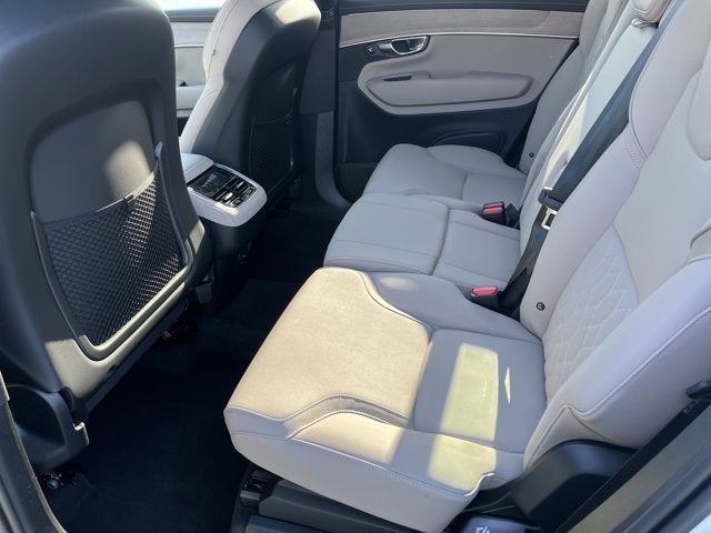 2026 Volvo XC90 Plus