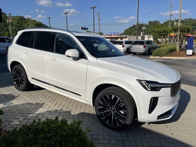 2026 Volvo XC90 Plus