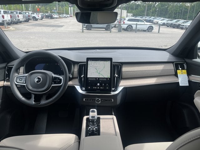 2026 Volvo XC90 Plus