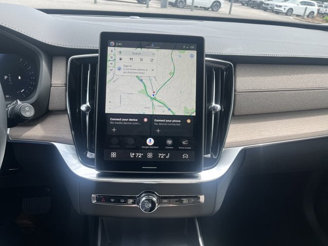 2026 Volvo XC90 Plus