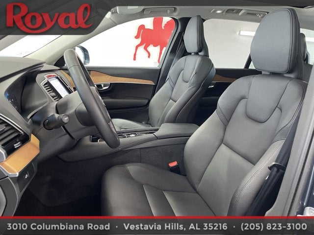 2024 Volvo XC90 Plus Bright Theme