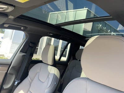 2027 Volvo XC90 Plus