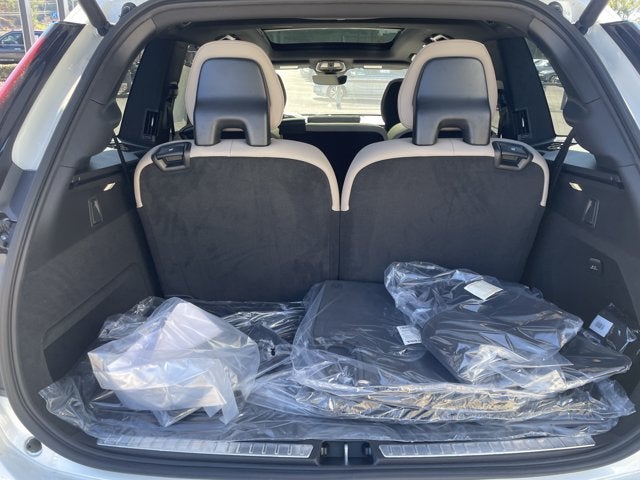 2027 Volvo XC90 Plus