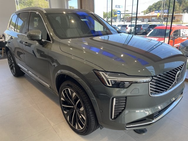 2027 Volvo XC90 Plus