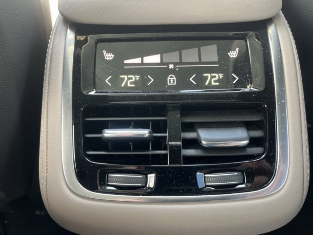 2026 Volvo XC90 Plus