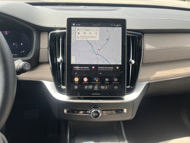 2026 Volvo XC90 Plus