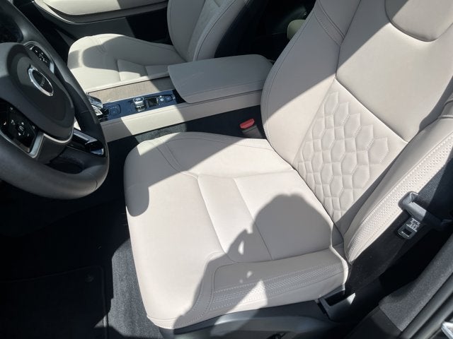 2026 Volvo XC90 Plus