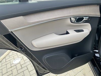 2026 Volvo XC90 Plus