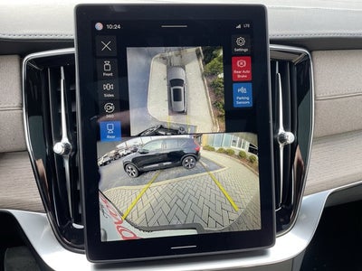 2026 Volvo XC90 Plus