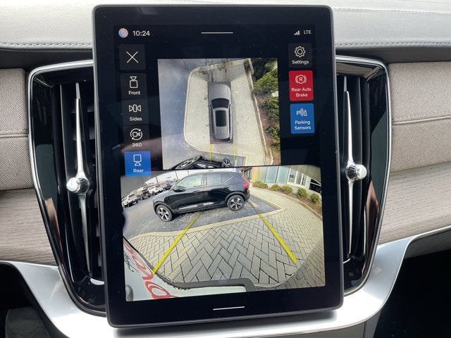 2026 Volvo XC90 Plus