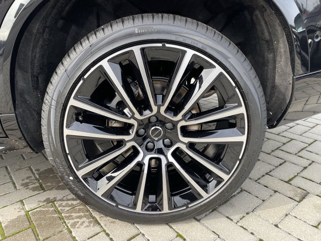 2026 Volvo XC90 Plus