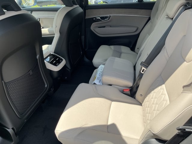 2026 Volvo XC90 Plus