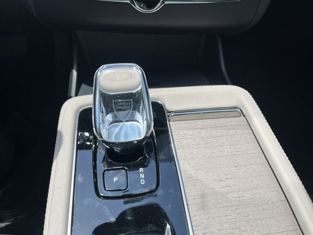 2026 Volvo XC90 Plus