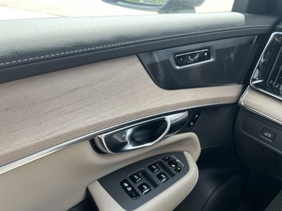2026 Volvo XC90 Plus