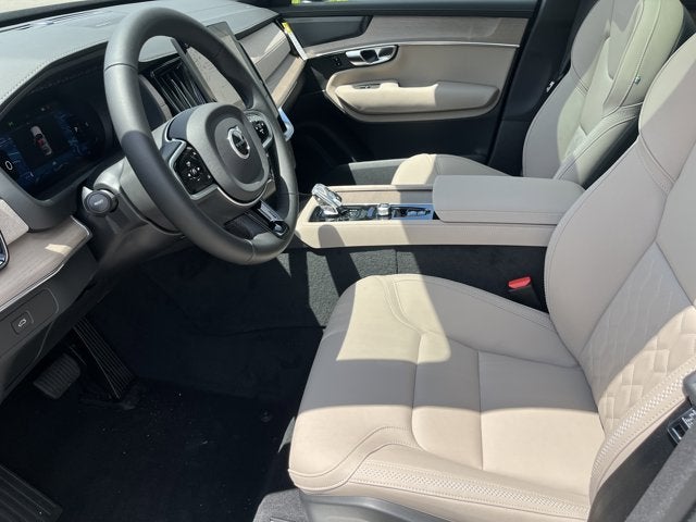 2026 Volvo XC90 Plus