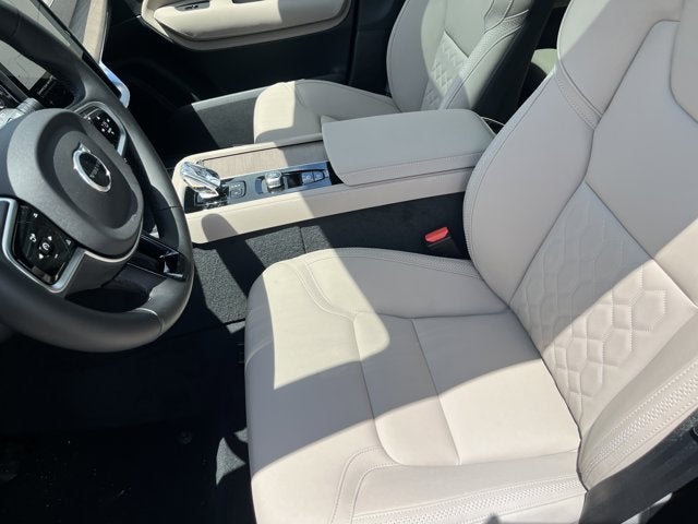 2026 Volvo XC90 Plus