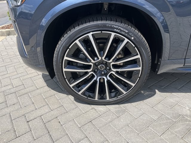 2026 Volvo XC90 Plus