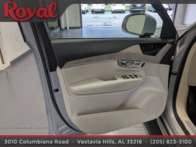 2024 Volvo XC90 Plus Bright Theme