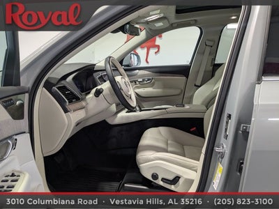 2024 Volvo XC90 Plus Bright Theme