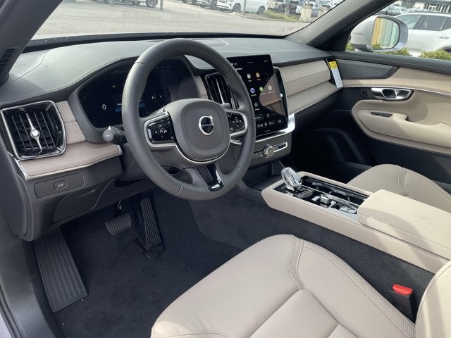 2026 Volvo XC90 Plus