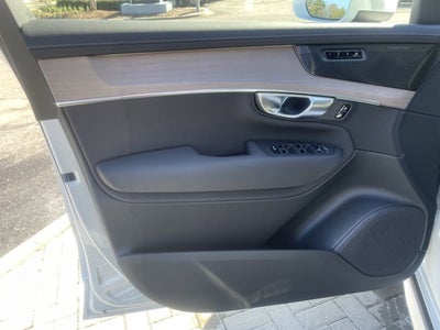 2026 Volvo XC90 Plus