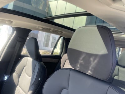 2026 Volvo XC90 Plus