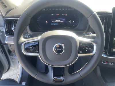 2026 Volvo XC90 Plus