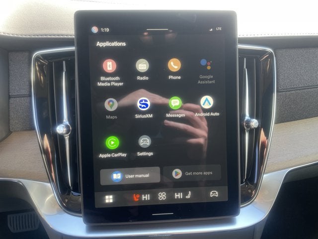 2026 Volvo XC90 Plus